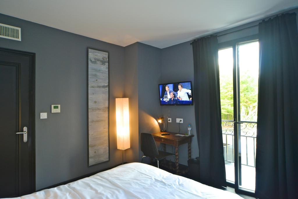 Logis - Hotel Restaurant La Mire Vierzon Habitación foto